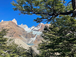 Glacier views on the Laguna de los Tres hike