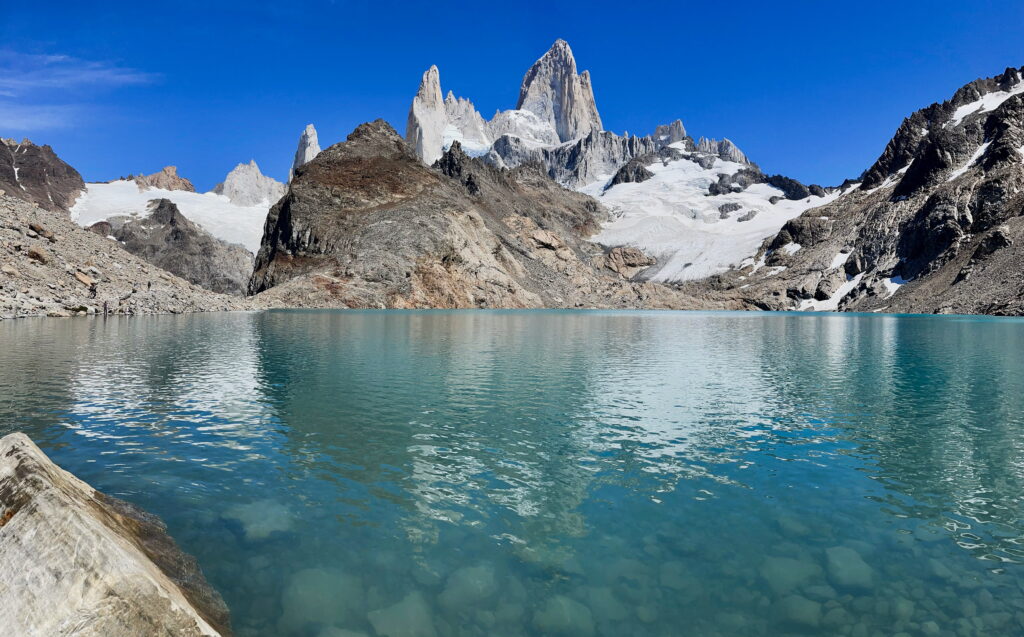 An El Chlaten hiking Guide would never be complete without this view of Laguna de Los Tres, Patagonia, Argentina